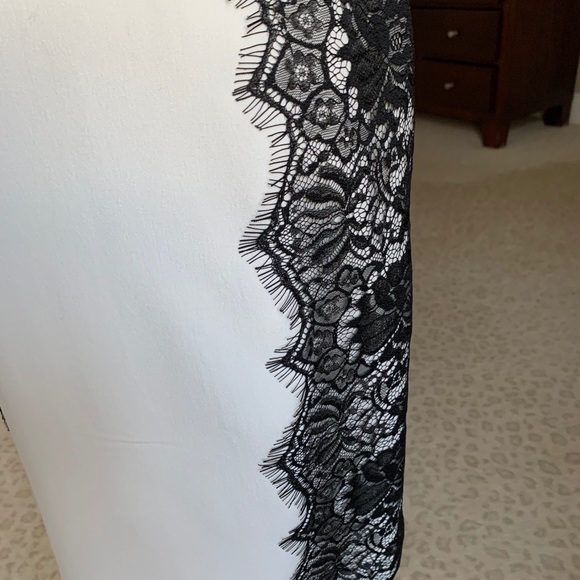 Hayden white sheath dress with black lace (sz 4) - Picture 7 of 10